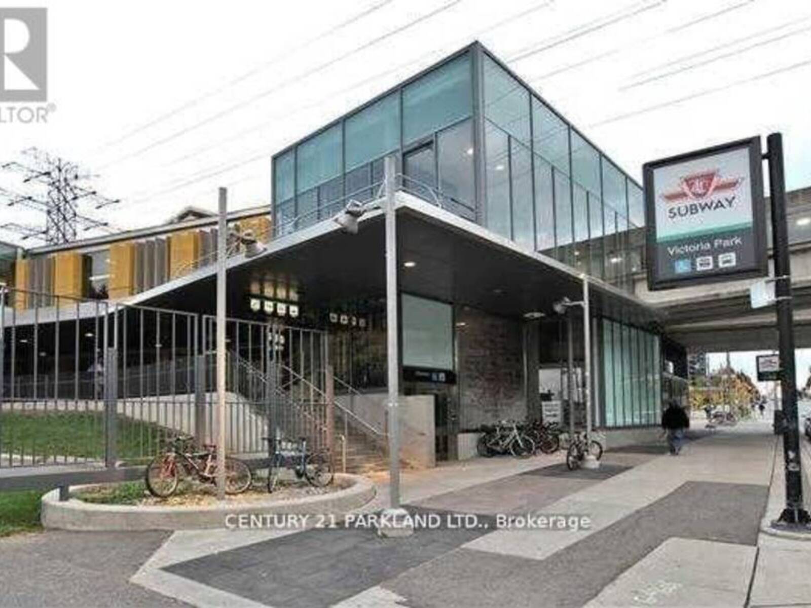 #215 - 5 MASSEY SQUARE, Toronto, Ontario M4C 5L6