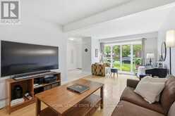 1402 GHENT AVENUE | Burlington Ontario | Slide Image Eleven