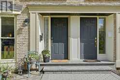 1402 GHENT AVENUE | Burlington Ontario | Slide Image Three