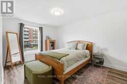 1402 GHENT AVENUE | Burlington Ontario | Slide Image Thirty-one