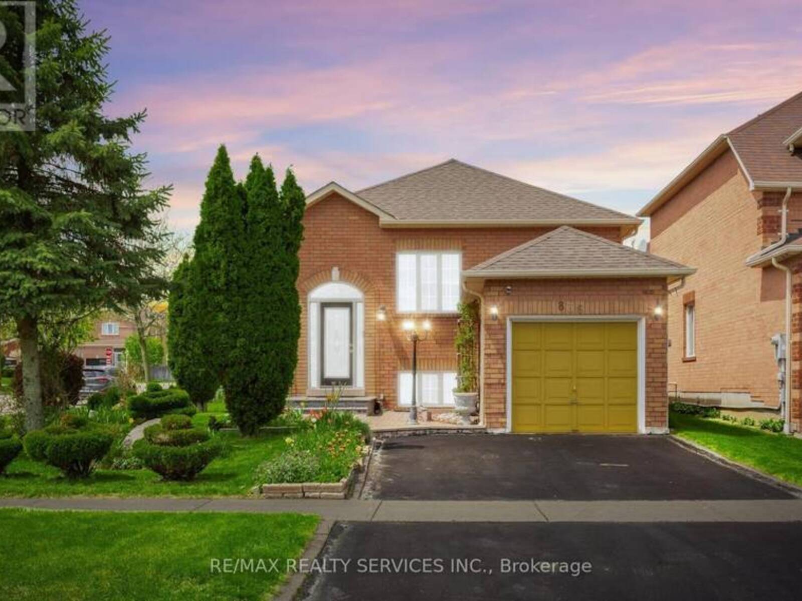836 AVOCADO CRESCENT, Mississauga, Ontario L5W 1K4