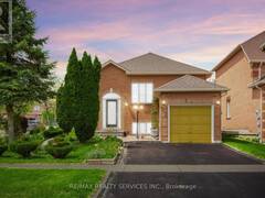 836 AVOCADO CRESCENT Mississauga Ontario, L5W 1K4