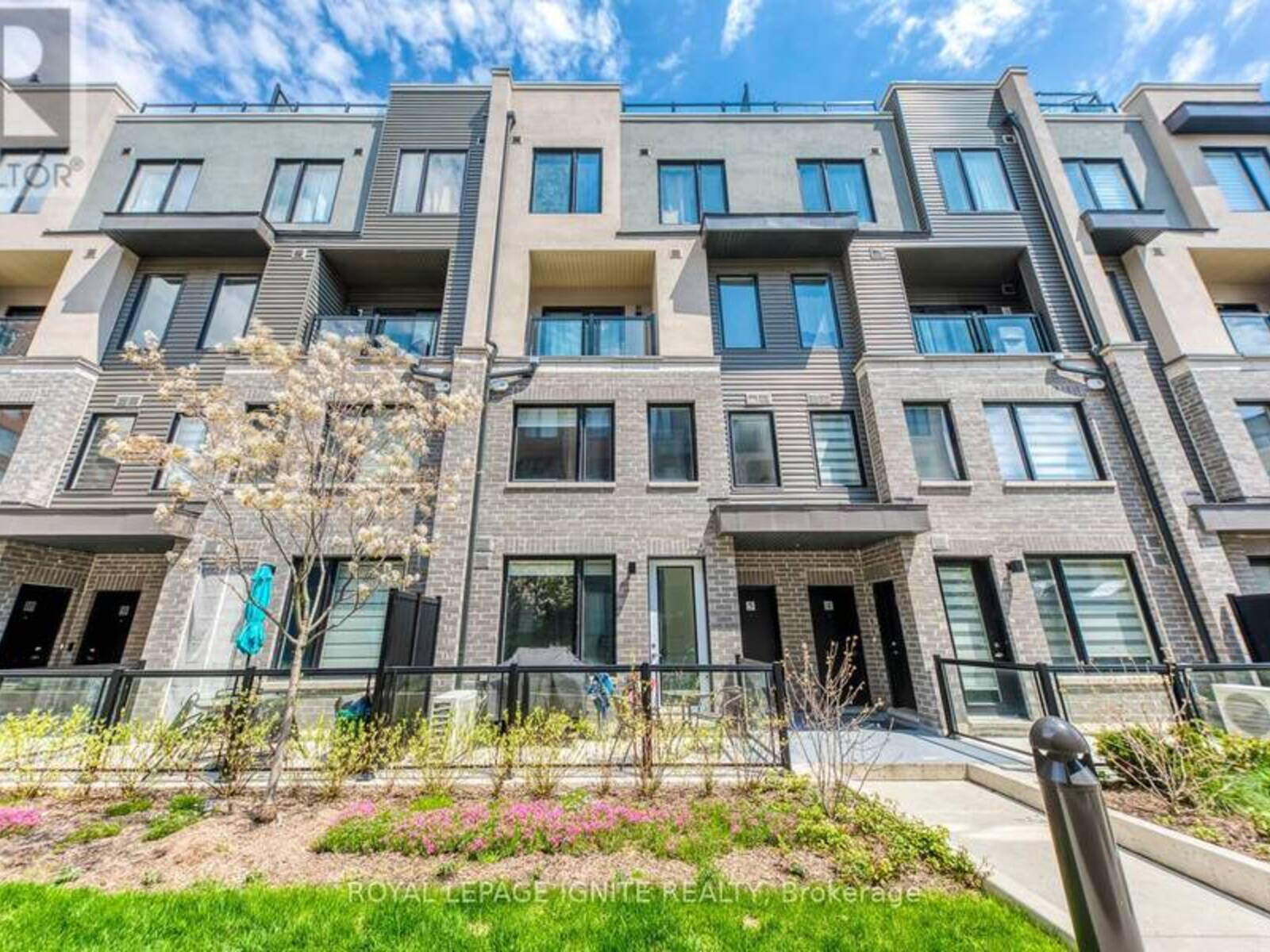 6 - 3562 COLONIAL DRIVE, Mississauga, Ontario L5L 0C1