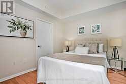 836 - 830 LAWRENCE AVENUE W | Toronto Ontario | Slide Image Nine