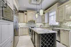 29 THREADNEEDLE CRESCENT | Toronto Ontario | Slide Image Thirteen