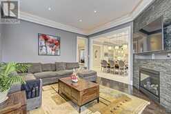 29 THREADNEEDLE CRESCENT | Toronto Ontario | Slide Image Sixteen
