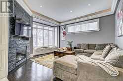 29 THREADNEEDLE CRESCENT | Toronto Ontario | Slide Image Seventeen