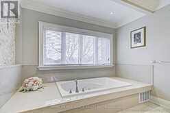 29 THREADNEEDLE CRESCENT | Toronto Ontario | Slide Image Twenty-seven