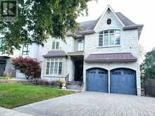 29 THREADNEEDLE CRESCENT | Toronto Ontario | Slide Image Two