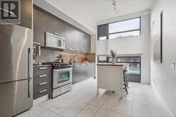 13 GILEAD PLACE | Toronto Ontario | Slide Image Nine