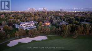 72 BALDING BOULEVARD | Vaughan Ontario | Slide Image Fifteen