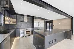 23 LOGSTONE CRESCENT | Toronto Ontario | Slide Image Ten