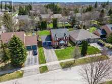 37 CARMODY LANE | Uxbridge Ontario | Slide Image Two