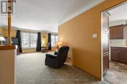 401 MOHAWK ROAD W | Hamilton Ontario | Slide Image Ten