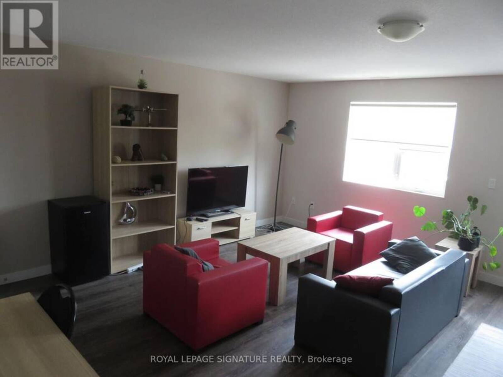 216 - 288 ALBERT STREET, Waterloo, Ontario N2L 3T8