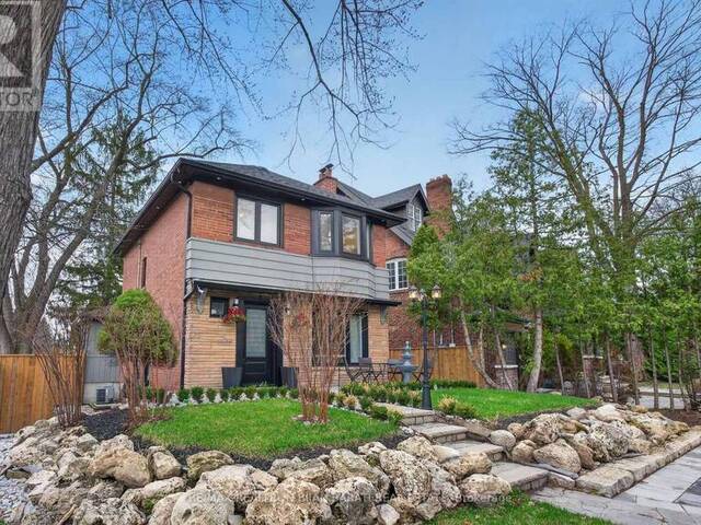 1 WANLESS CRESCENT Toronto Ontario, M4N 3B6 - 4 Bedrooms Home For Sale