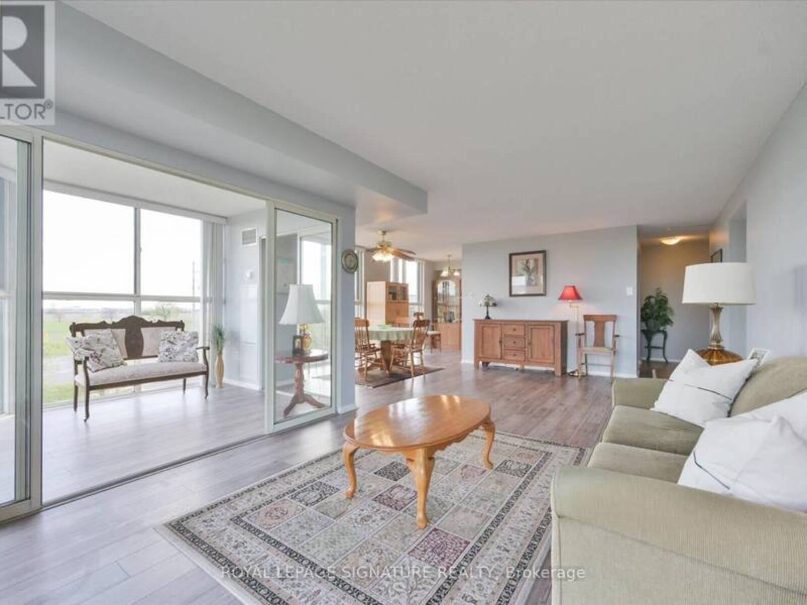 403 - 600 REXDALE BOULEVARD, Toronto, Ontario M9W 6T4