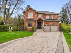 9 CHESHIRE DRIVE Toronto Ontario, M9B 2N7