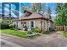1539 BROCK ROAD | Hamilton Ontario | Slide Image Three