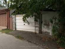 60 GREENSIDES AVENUE | Toronto Ontario | Slide Image Thirteen