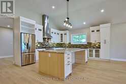 1852 RIVER ROAD W | Wasaga Beach Ontario | Slide Image Eight