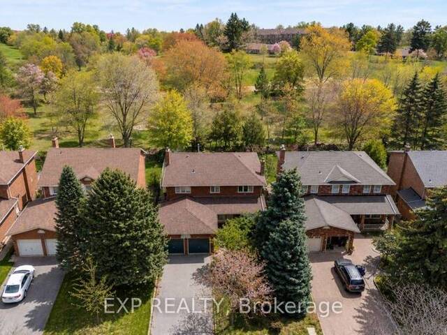 51 SANDERSON CRESCENT Richmond Hill Ontario, L4C 5L5 - 5 Bedrooms Home For Sale