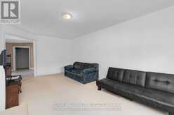 82 BISHOP DRIVE | Barrie Ontario | Slide Image Fifteen