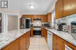 82 BISHOP DRIVE | Barrie Ontario | Slide Image Four