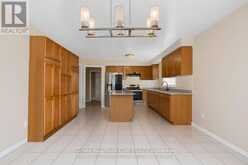 82 BISHOP DRIVE | Barrie Ontario | Slide Image Eight