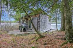 909 ASHBY LAKE WA | Addington Highlands Ontario | Slide Image Fifteen