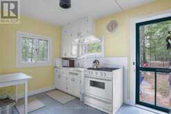 909 ASHBY LAKE WA | Addington Highlands Ontario | Slide Image Nine