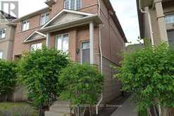 7 - 23 OBSERVATORY LANE | Richmond Hill Ontario | Slide Image Five