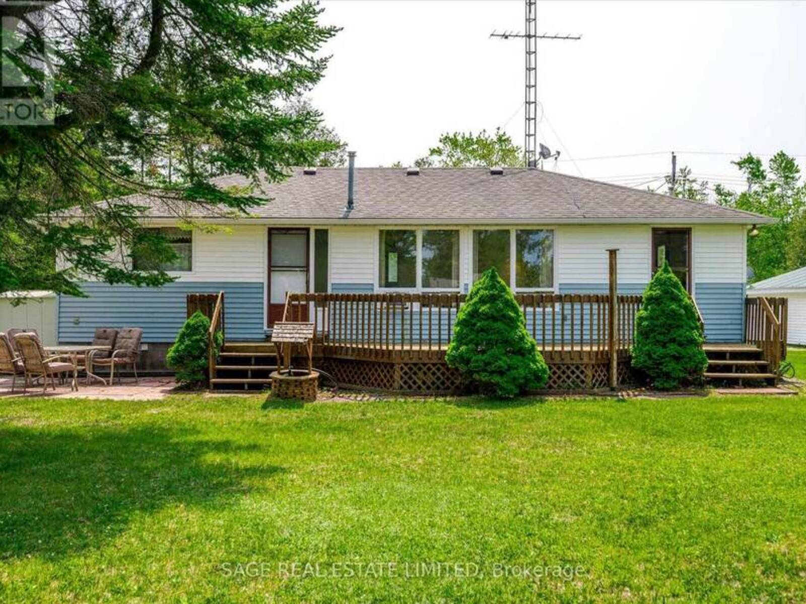 33 FIRE ROUTE 104, Bobcaygeon, Ontario K0M 1A0