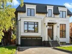 207 ELLERSLIE AVENUE Toronto Ontario, M2N 1Y3