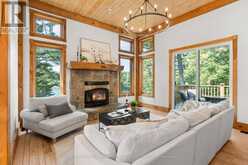 49 ESTATES DRIVE | Port Carling Ontario | Slide Image Five