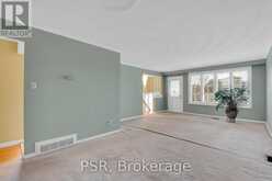 60 BAMFORD CRESCENT | Toronto Ontario | Slide Image Eleven
