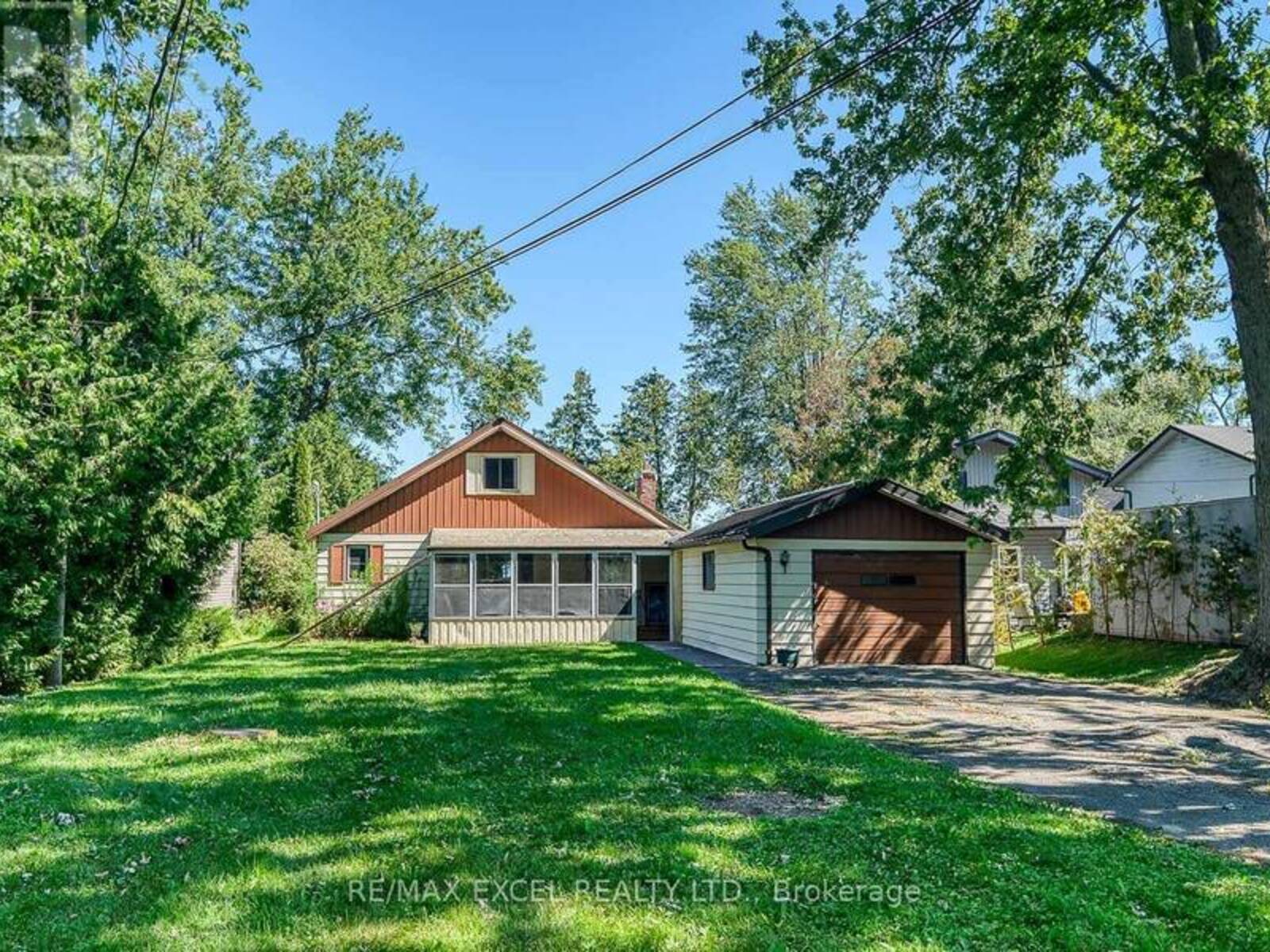 124 MOORE'S BEACH ROAD, Georgina, Ontario L0E 1N0