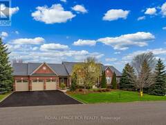 8 MASTERS CREEK BOULEVARD Mono Ontario, L9W 6L7