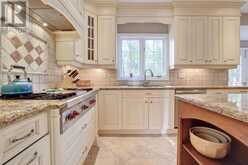 1379 MEADOW GREEN COURT | Mississauga Ontario | Slide Image Seventeen