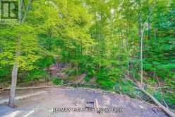 1135 GREENOAKS DRIVE | Mississauga Ontario | Slide Image Thirty-eight