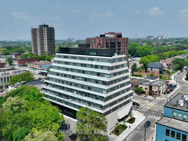 301 - 863 ST CLAIR AVENUE W Toronto Ontario, M6C 1C4 - 3 Bedrooms Condo For Sale