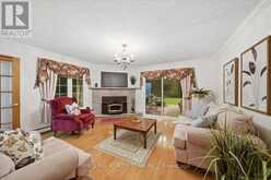 100 BRIDLE PATH | East Gwillimbury Ontario | Slide Image Seven