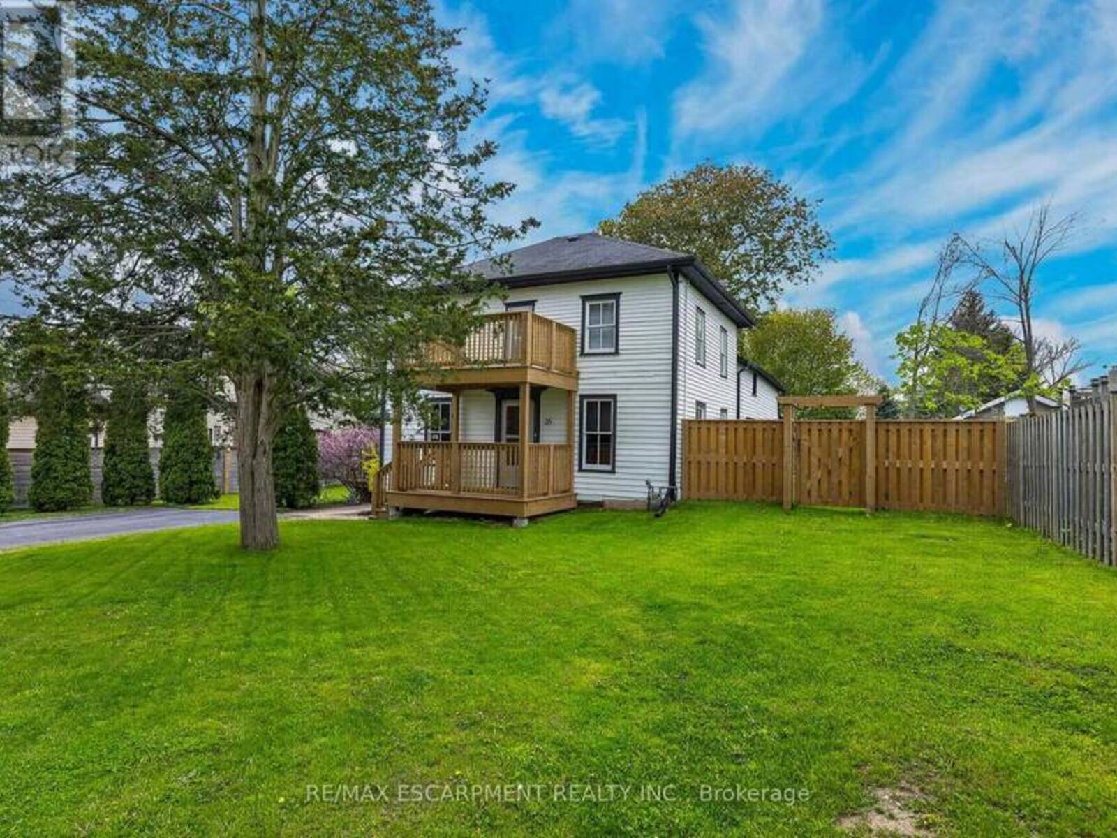 35 OTTAWA STREET S, Cayuga, Ontario N0A 1E0