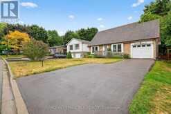 856 MAGNOLIA AVENUE | Newmarket Ontario | Slide Image Two