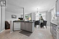 40 LADY FERN DRIVE | Markham Ontario | Slide Image Fourteen