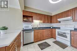 6 - 10 FALLOWFIELD DRIVE | Kitchener Ontario | Slide Image Nine