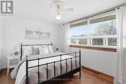 230 BEACH BOULEVARD | Hamilton Ontario | Slide Image Fifteen