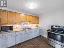 75 DENNE BOULEVARD | Newmarket Ontario | Slide Image Nine