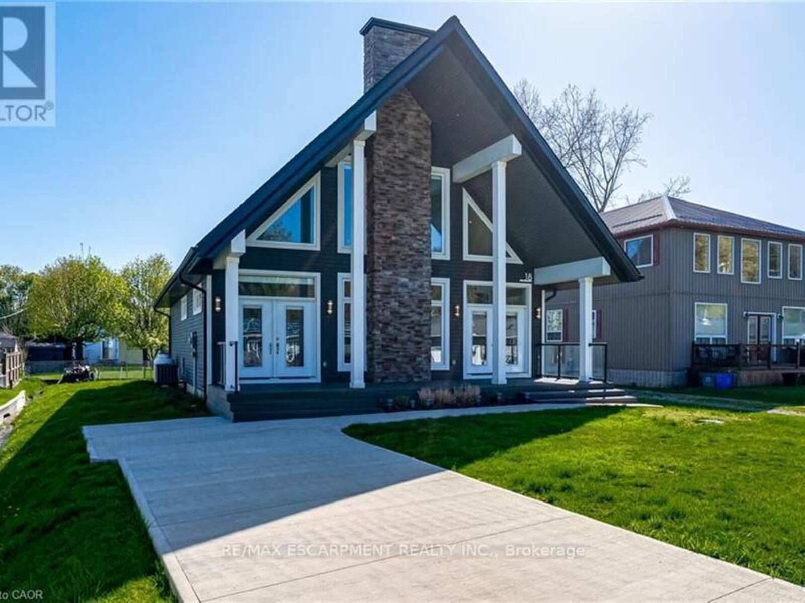 18 WALTER STREET, Turkey Point, Ontario N0E 1T0