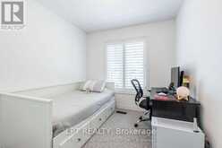 16 PLACE POLONAISE DRIVE | Grimsby Ontario | Slide Image Ten